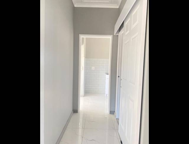 2 BEDROOM PROPERTY TO RENT IN ZONNEBLOEM